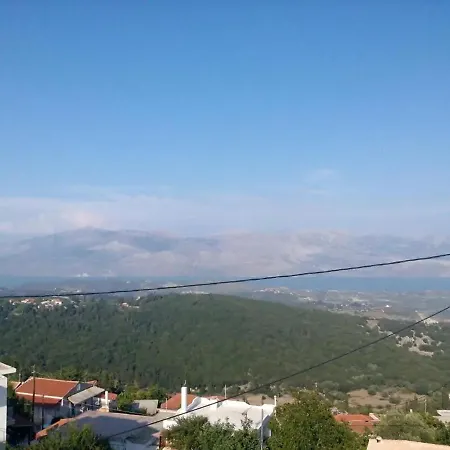 Aliki's By An Infinity Pool Apartment Lixouri